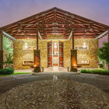 מידרנד Riboville Boutique Hotel And Restaurant מראה חיצוני תמונה